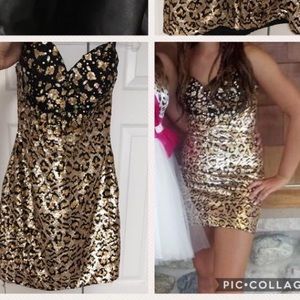 Alyce Paris size 4 prom dress